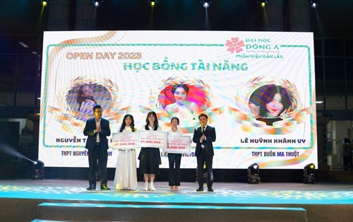 Hơn 16 tỷ đồng học bổng dành cho tân sinh viên Đại học Đông Á phân hiệu Đắk Lắk