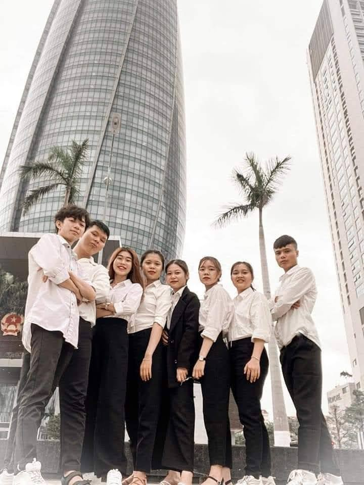 sinh viên ngành quản trị nhân lực đại học đông á