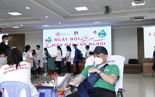 312 giọt máu yêu thương từ Ngày hội hiến máu cứu người