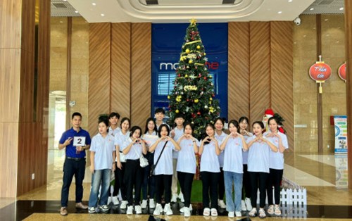Ngành quản trị kinh doanh thuộc Đại học Đông Á sẽ đem đến cho các bạn học sinh thân yêu những thông tin bổ ích!!!!!