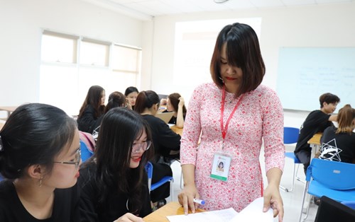 "Quyền lực" Sinh viên Khoa Quản Trị 