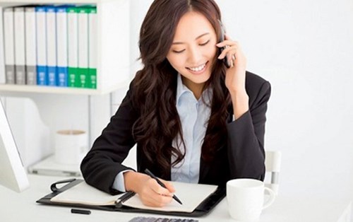 Nói chuyện qua điện thoại - giới thiệu