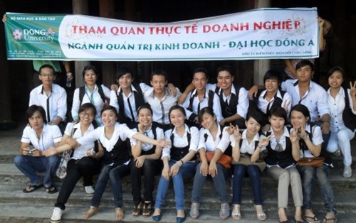 Hoạt động ngoại khóa cho SV khóa 09 & 10